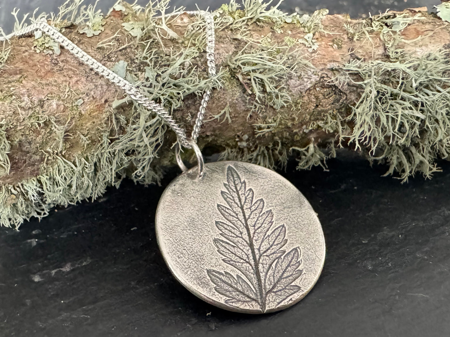 Cow Parsley Leaf Silver Pendant