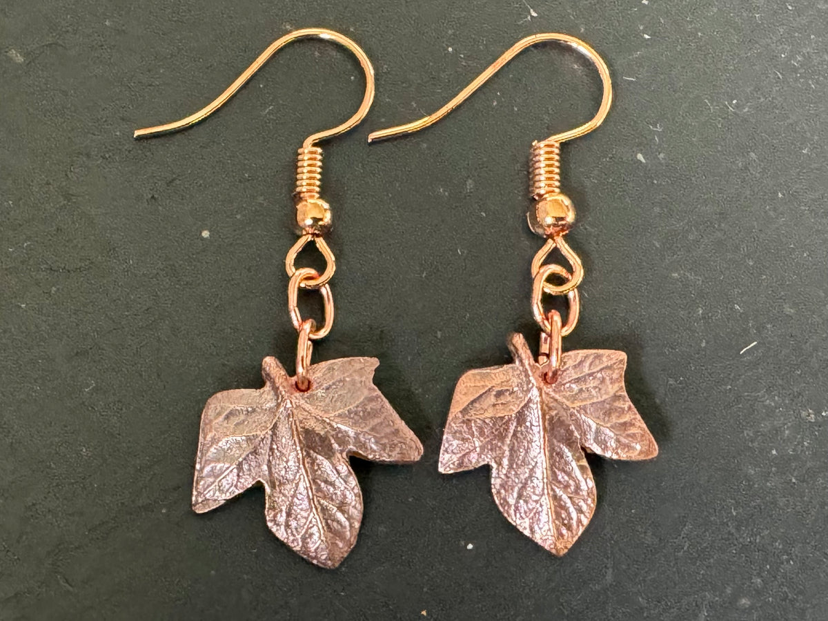 Ivy leaf copper dangly earrings