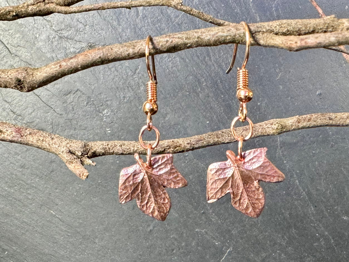 Copper ivy leaf dangly earrings