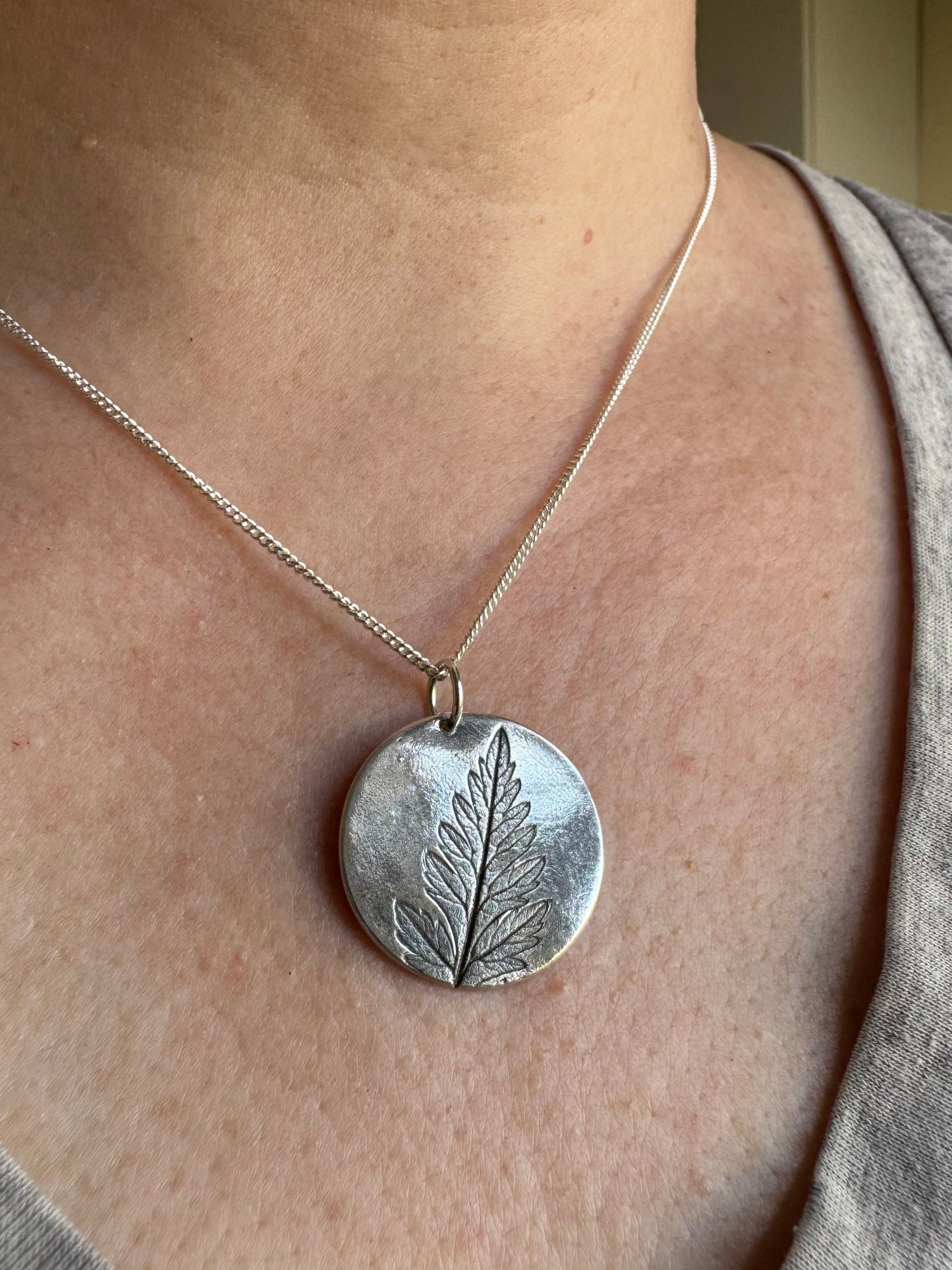 Cow Parsley Leaf Silver Pendant