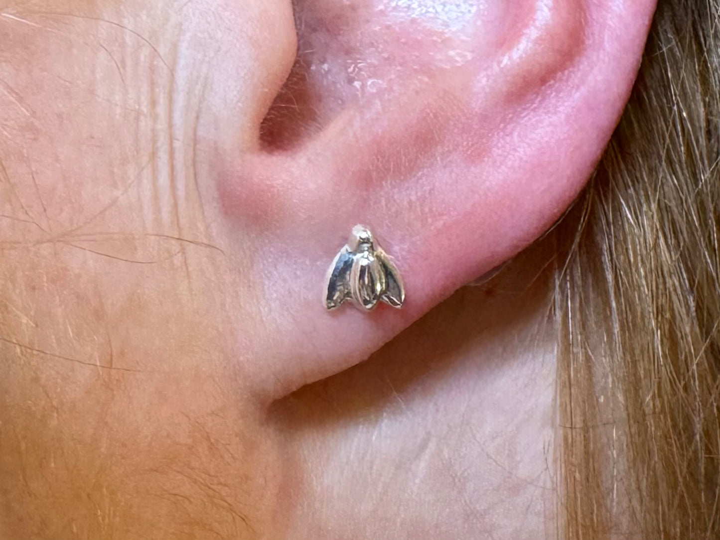 Snowdrop silver studs