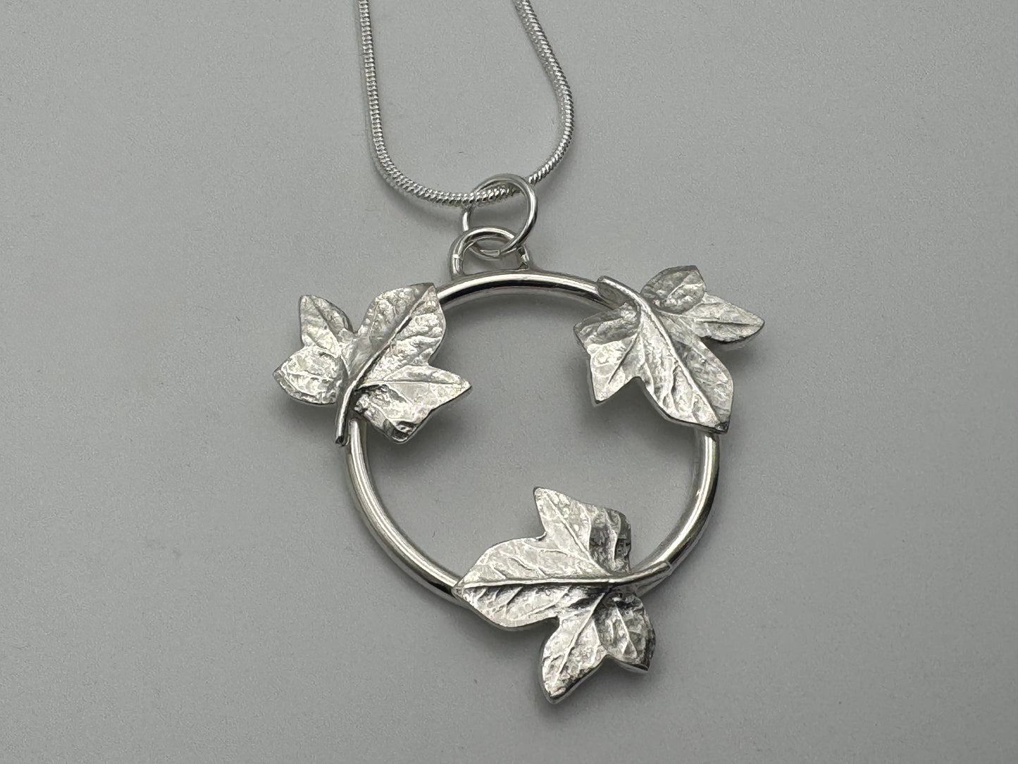 Ivy trio silver pendant