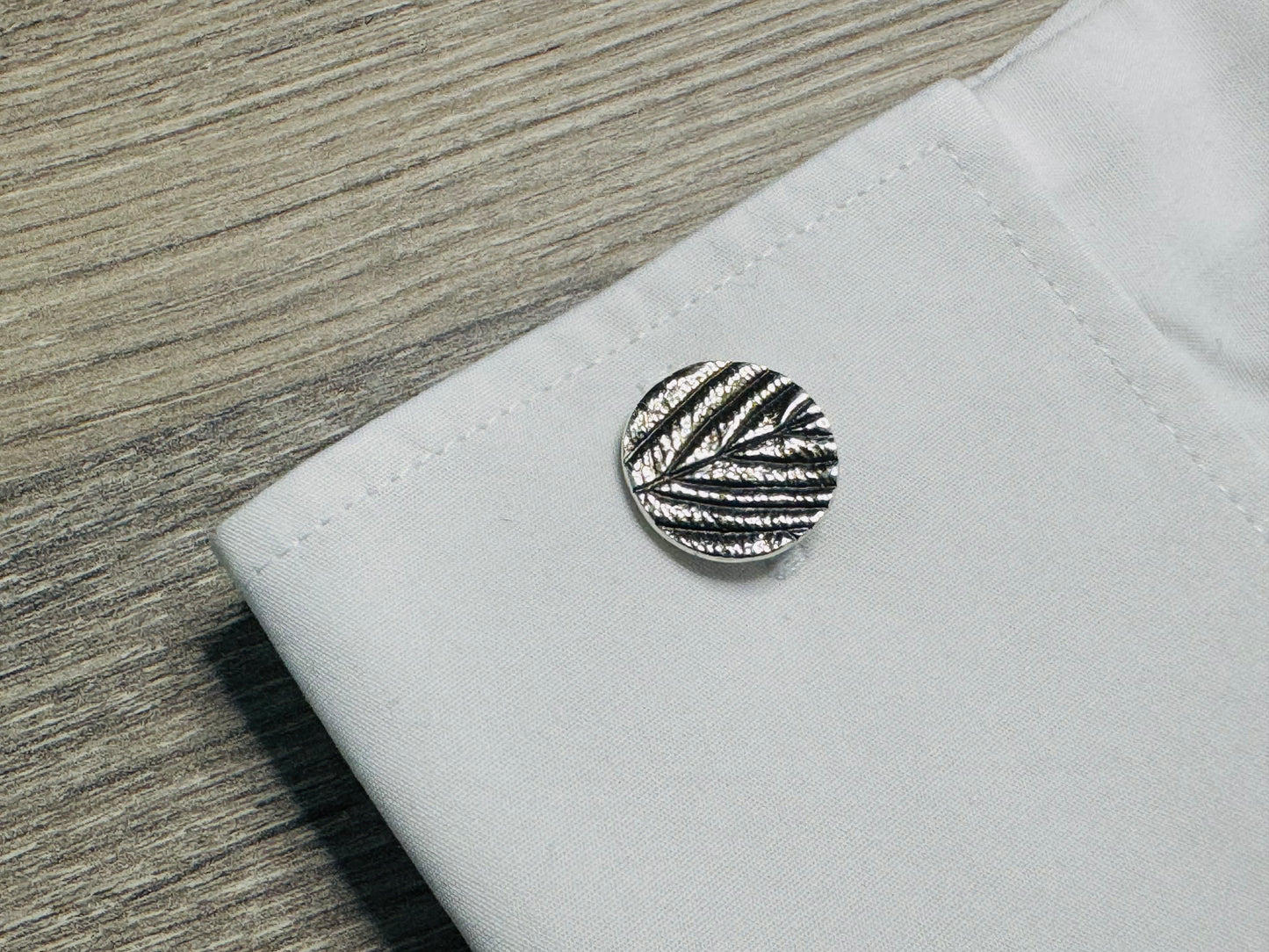 Hydrangea Leaf Pattern Round Silver Cuff Links