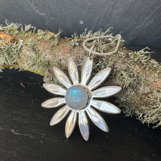 Silver daisy with moonstone pendant necklace