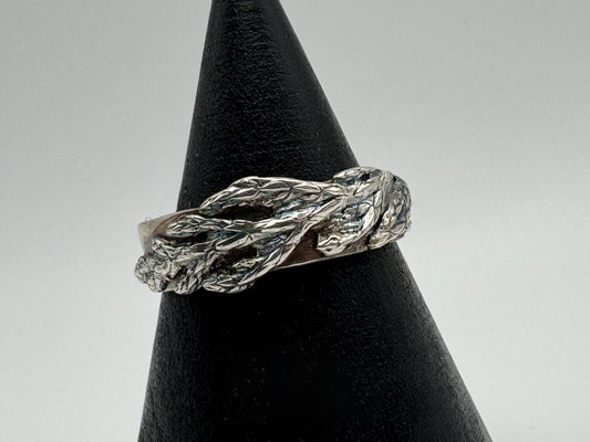 Evergreen band silver ring