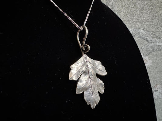 Silver hawthorn leaf pendant 