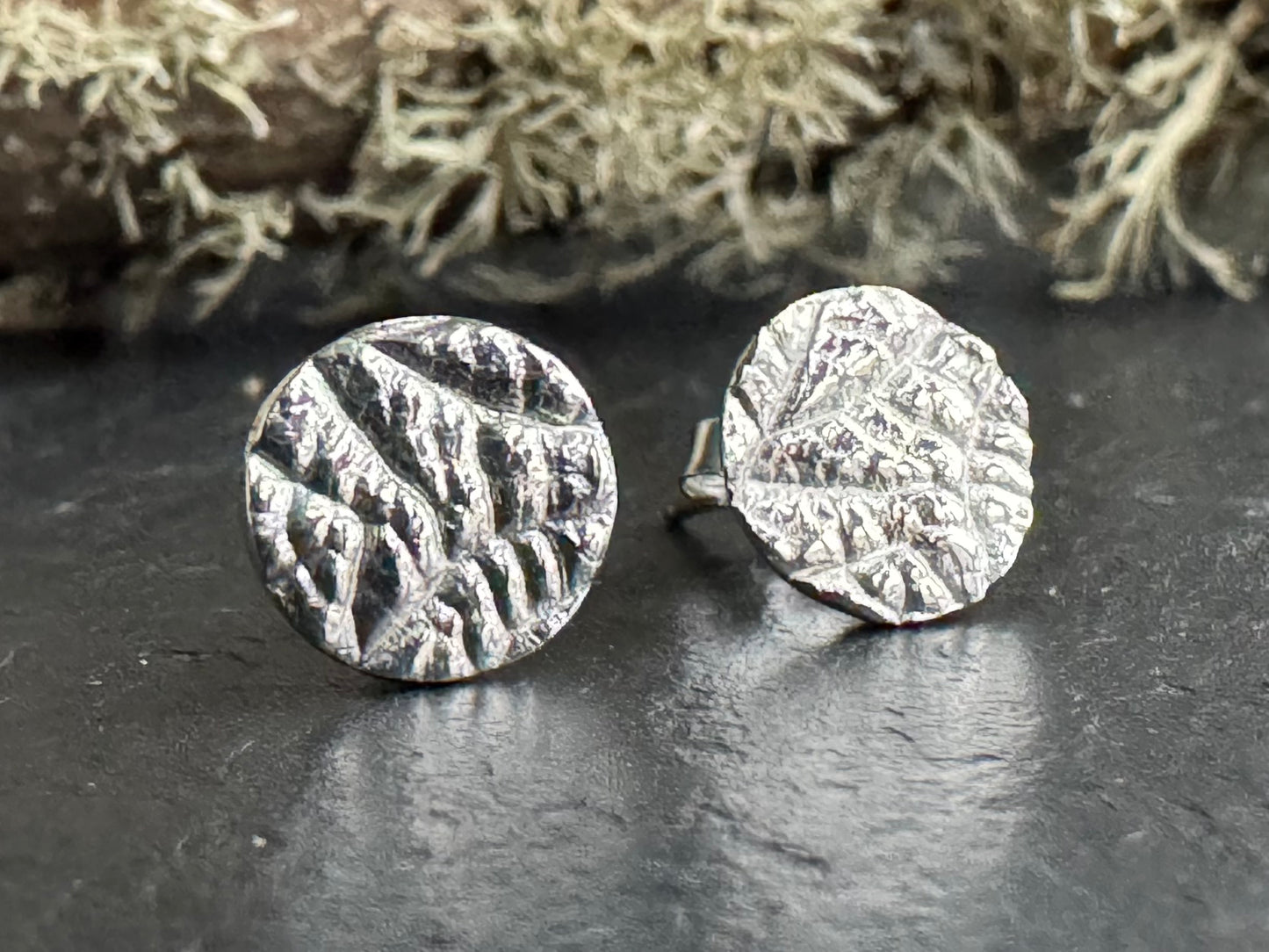 Leaf imprint silver round stud earring