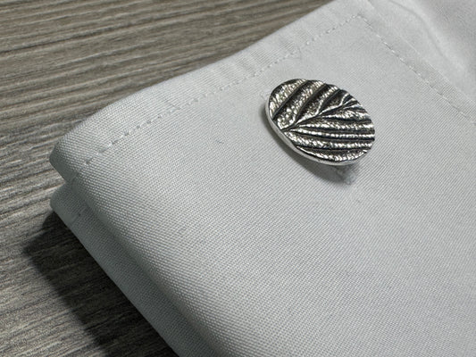 Hydrangea Leaf Pattern Round Silver Cuff Links